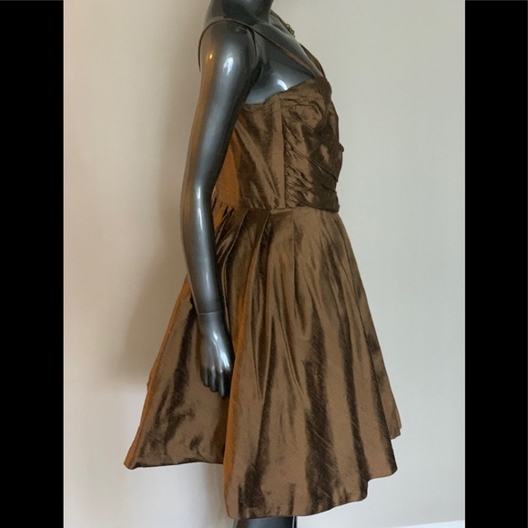 Dress - Picture 10 of 15